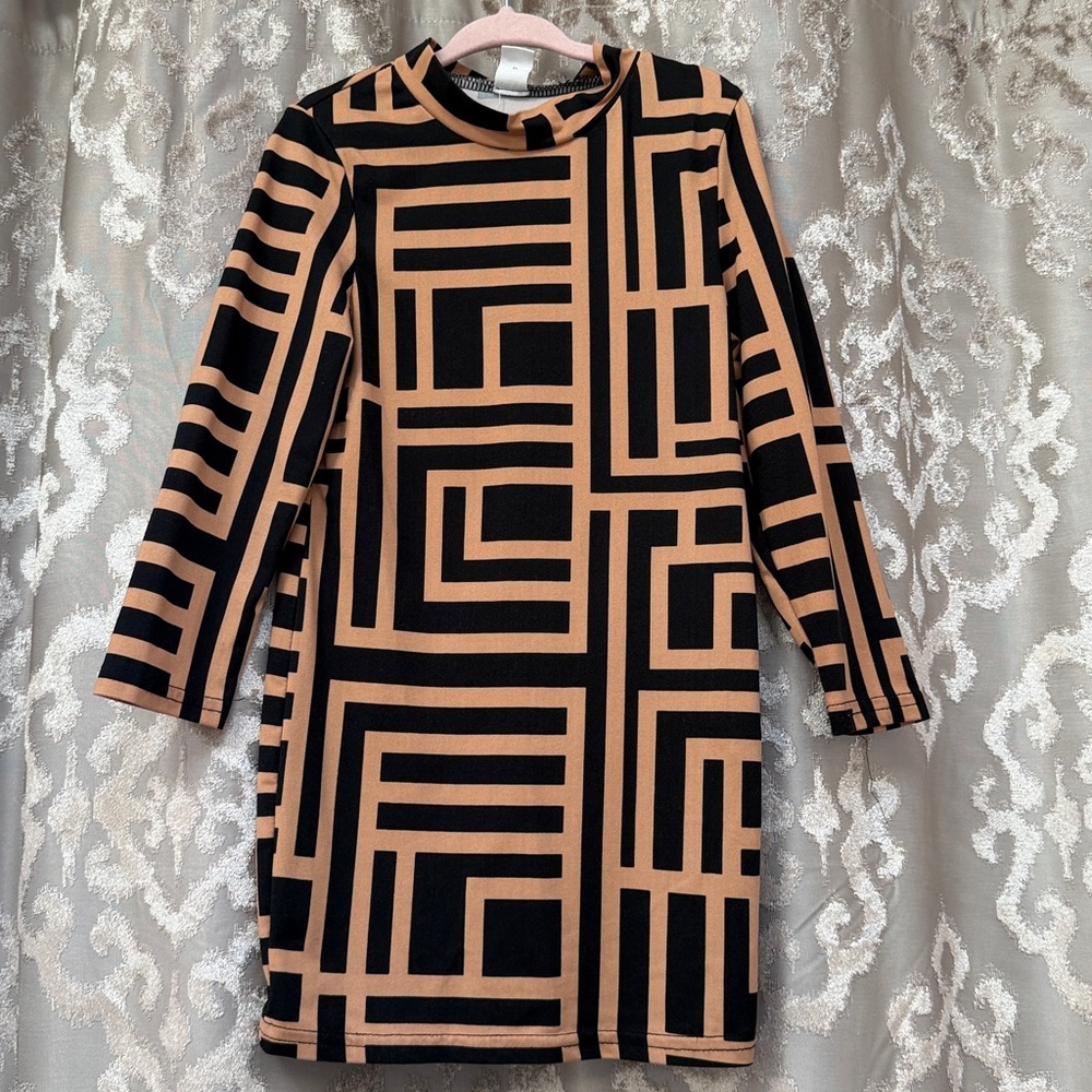 SHEIN Black and Tan Geometric Long Sleeve Dress Size 5